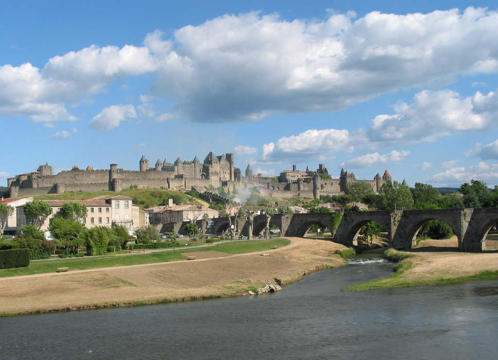 Carcassonne []